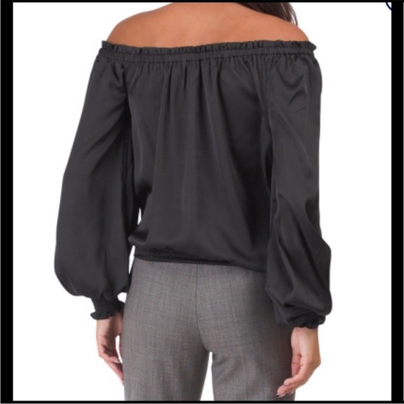 Ramy Brook off the shoulder top! Worn once - Picture 2 of 3